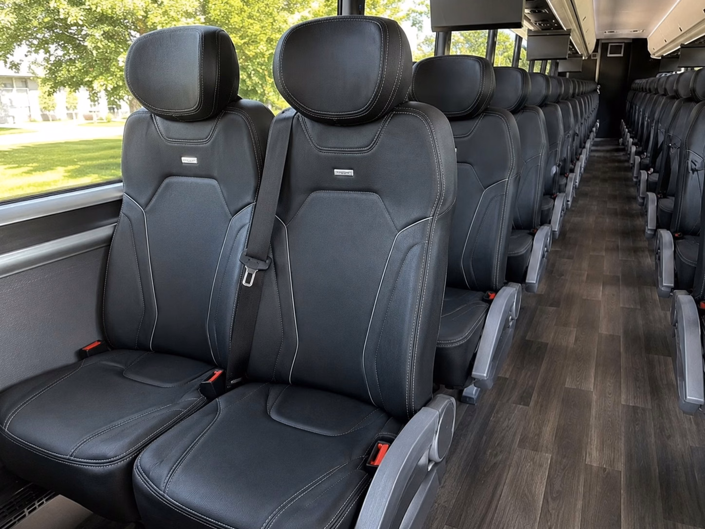 airport shuttle and long distance wedding guest transportation in south jordan