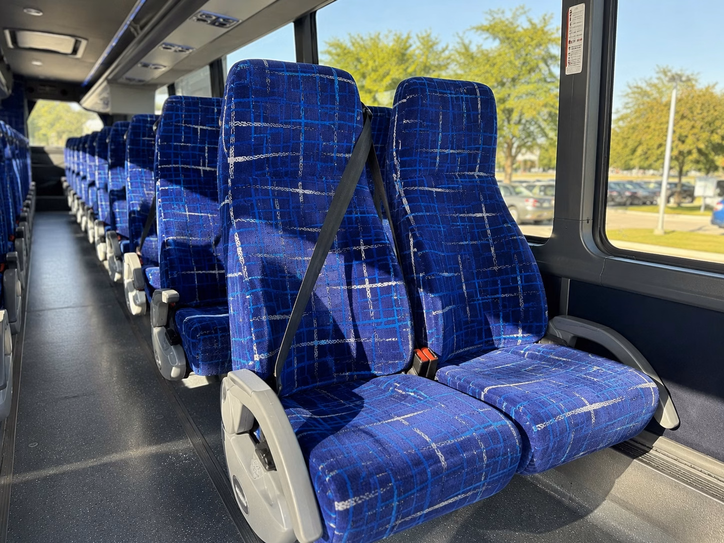 guest shuttle bus service between south jordan hotels and wedding venues